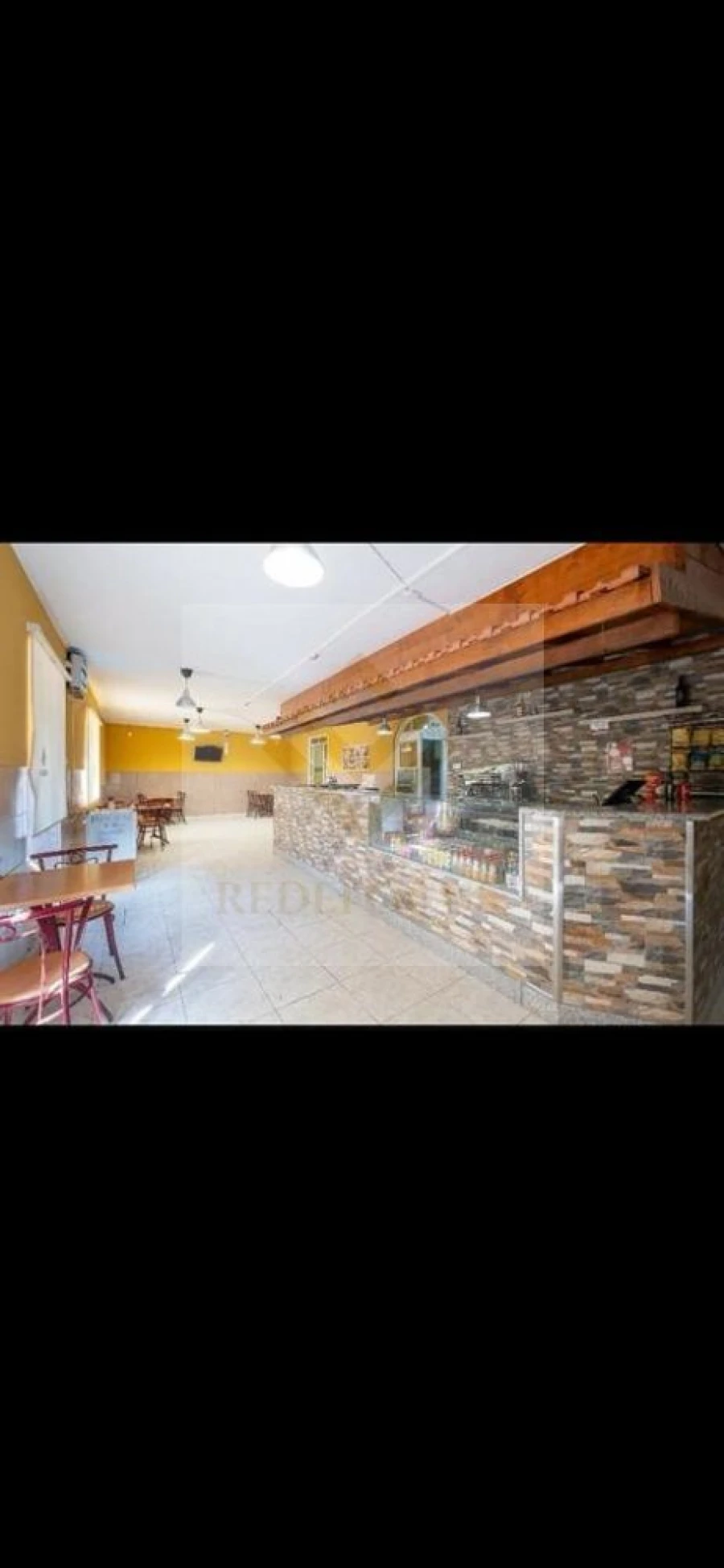 Loja para Venda em Arcozelo Foto 3