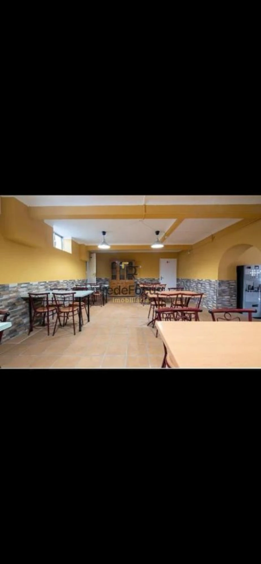 Loja para Venda em Arcozelo Foto 8