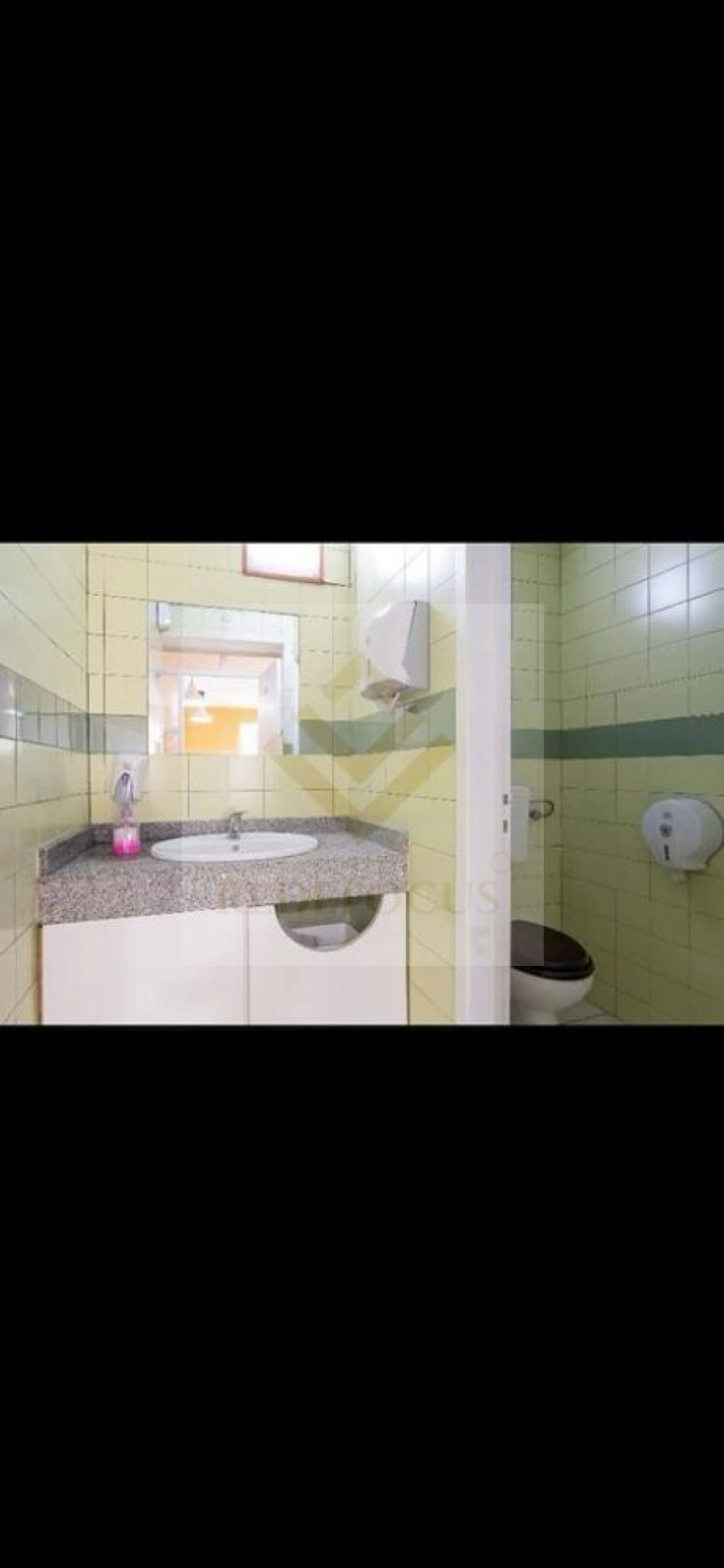 Loja para Venda em Arcozelo Foto 13