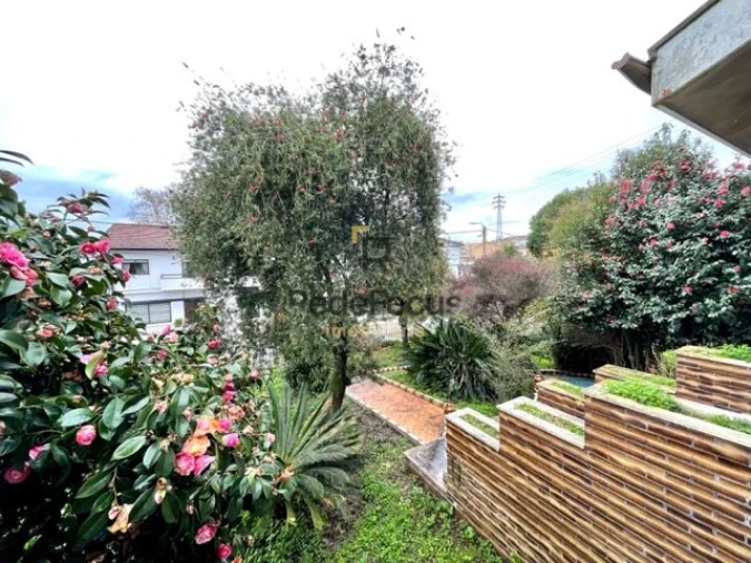 Moradia T3 para Venda em Oliveira do Douro Foto 9