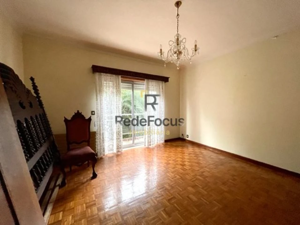 Moradia T3 para Venda em Oliveira do Douro Foto 16