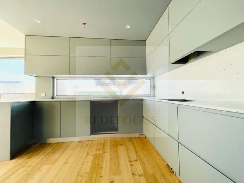 Moradia T4 para Venda em Canidelo Foto 18