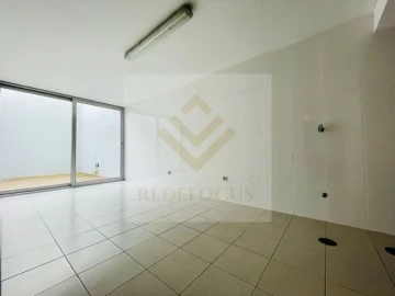 Moradia T4 para Venda em Espinho