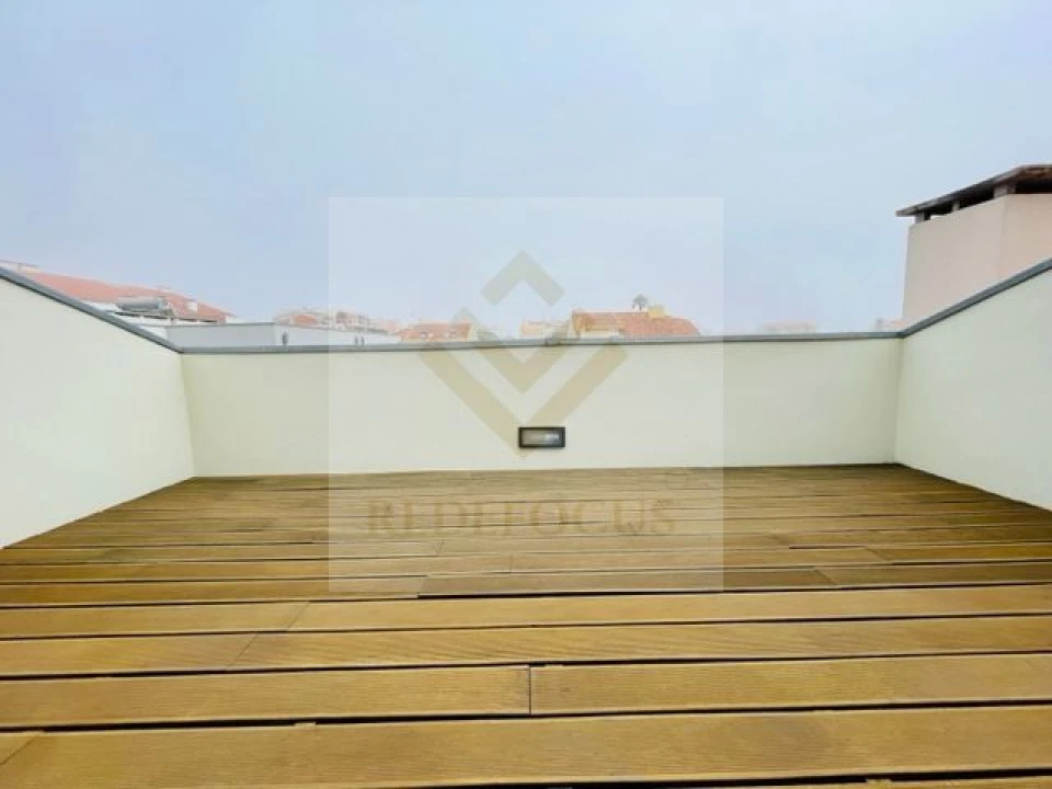 Moradia T4 para Venda em Espinho Foto 45
