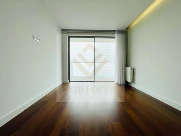 Apartamento T4 para Venda em Espinho