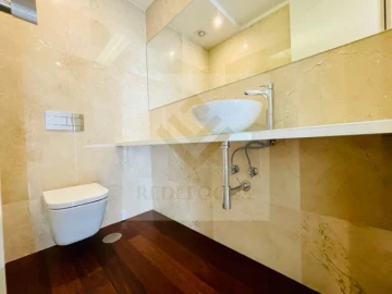 Apartamento T4 para Venda em Espinho