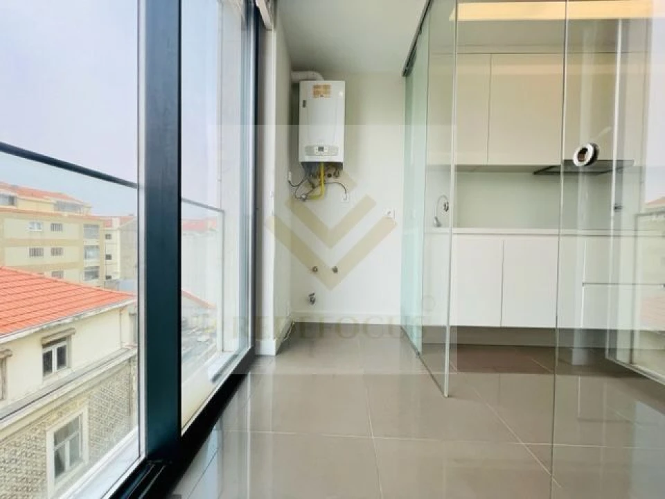 Apartamento T4 para Venda em Espinho Foto 17