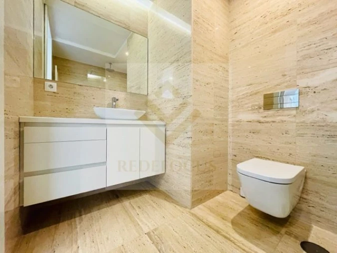 Apartamento T4 para Venda em Espinho Foto 39