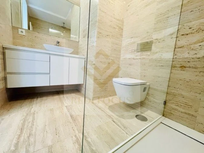 Apartamento T4 para Venda em Espinho Foto 40