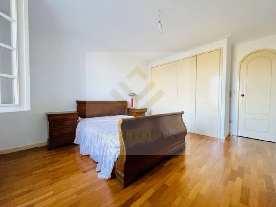 Quinta T6 para Venda em Avintes Foto 23