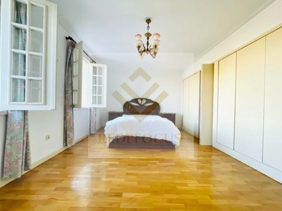 Quinta T6 para Venda em Avintes Foto 17