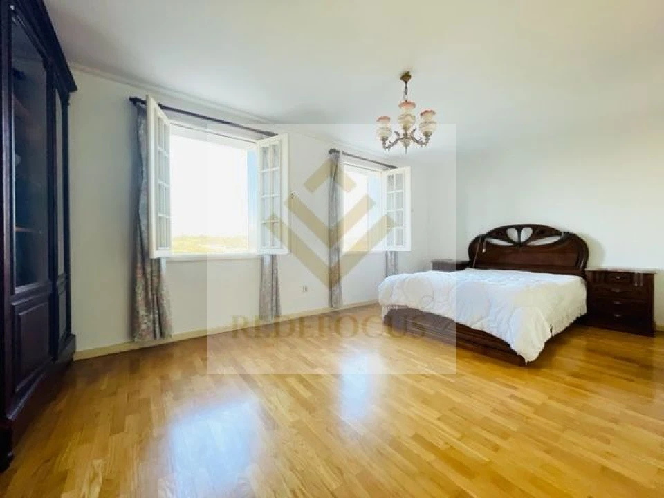 Quinta T6 para Venda em Avintes Foto 18