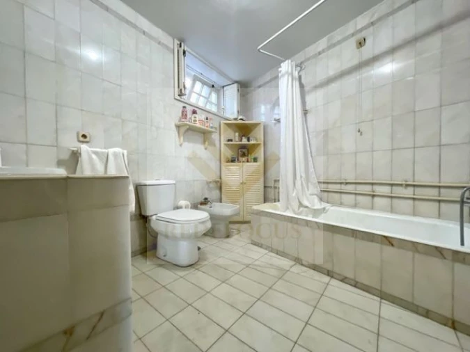 Quinta T6 para Venda em Avintes Foto 35