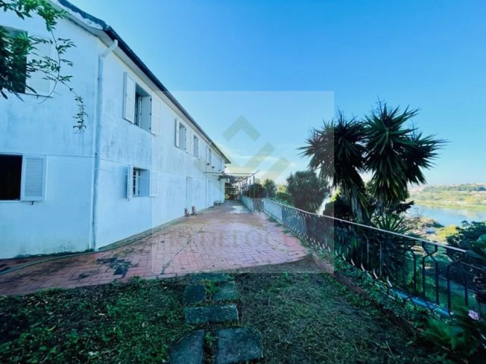 Quinta T6 para Venda em Avintes Foto 43