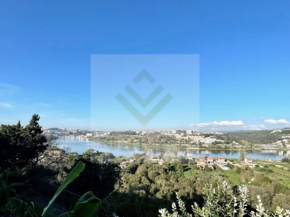 Quinta T6 para Venda em Avintes Foto 9