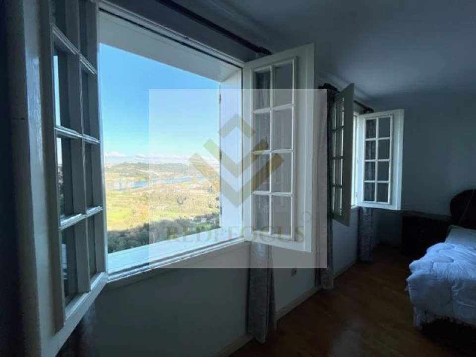 Quinta T6 para Venda em Avintes Foto 19