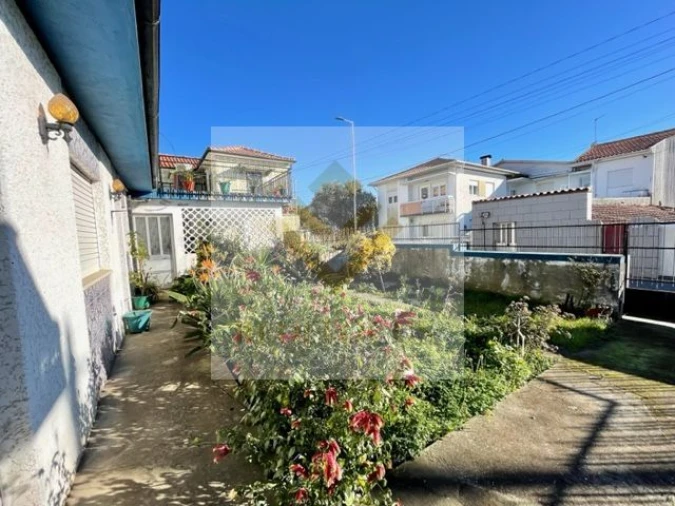 Moradia T2 para Venda em Grijó e Sermonde Foto 25