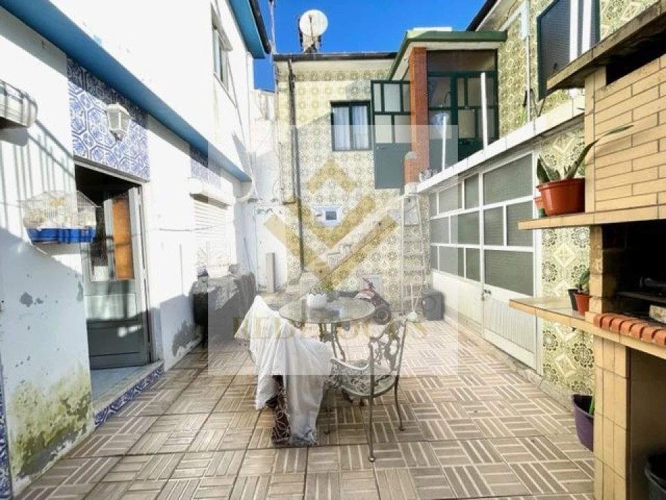 Moradia T2 para Venda em Grijó e Sermonde Foto 23