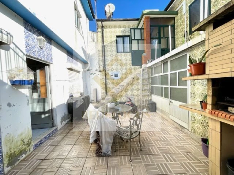 Moradia T2 para Venda em Grijó e Sermonde Foto 23