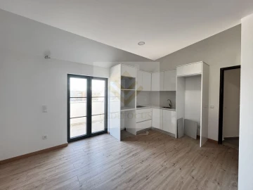 Apartamento T0 para Venda em Ovar, São João, Arada e São Vicente de Pereira Jusã