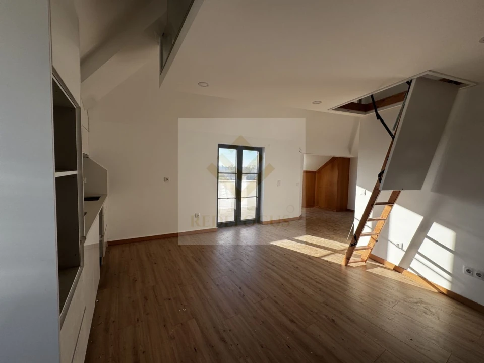 Apartamento T1 para Venda em Ovar, São João, Arada e São Vicente de Pereira Jusã Foto 1