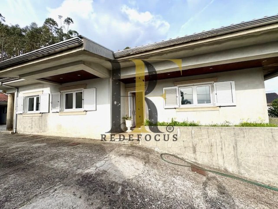 Moradia T4 para Venda em Sanguedo Foto 3