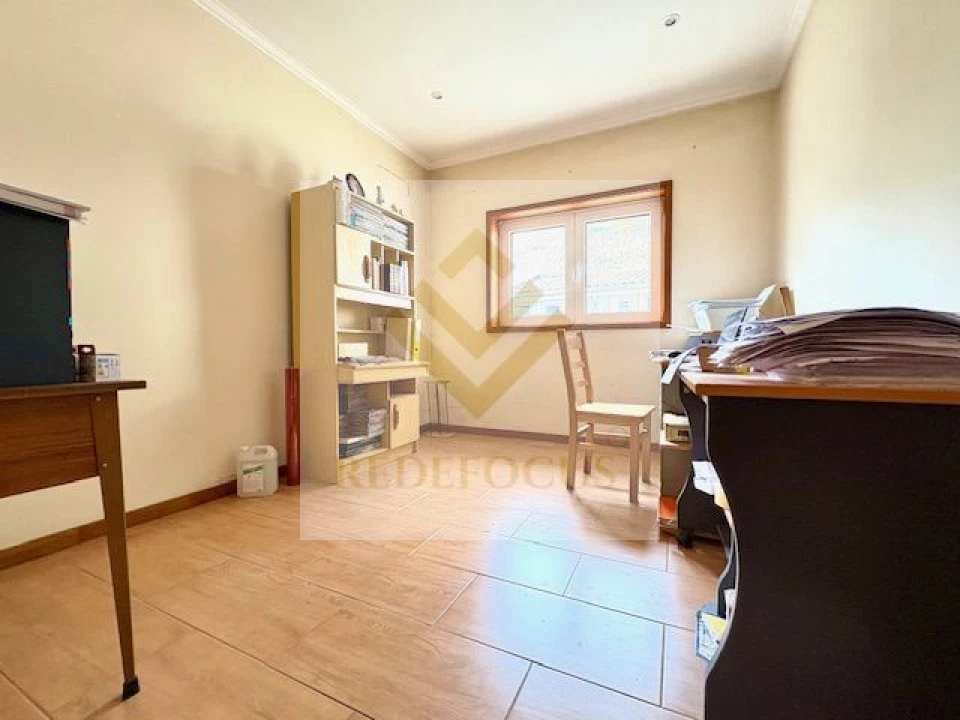 Moradia T4 para Venda em Sanguedo Foto 21