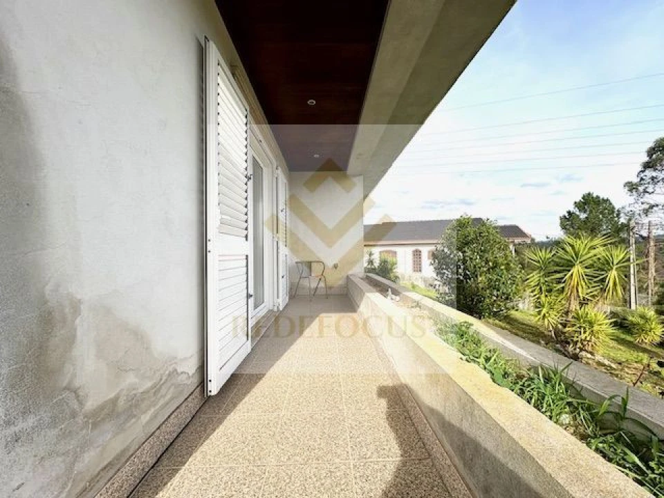 Moradia T4 para Venda em Sanguedo Foto 6