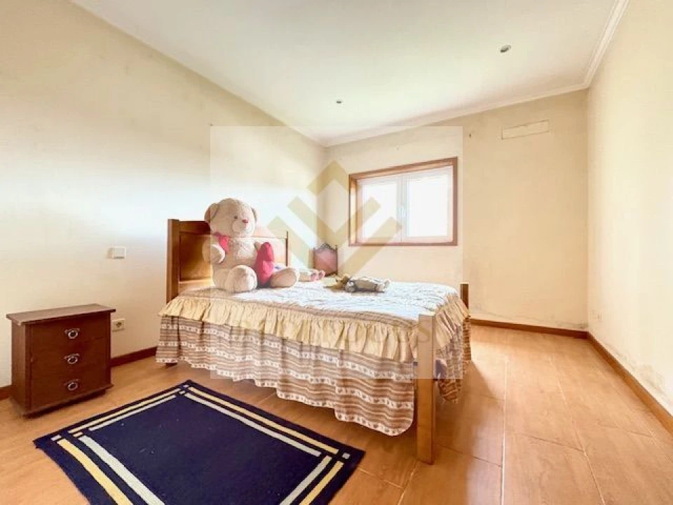 Moradia T4 para Venda em Sanguedo Foto 20