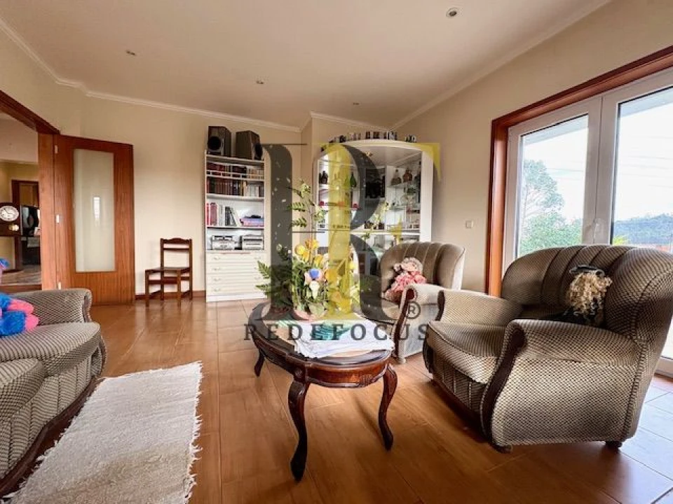 Moradia T4 para Venda em Sanguedo Foto 15