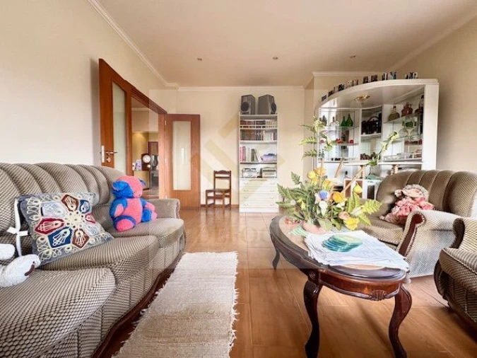 Moradia T4 para Venda em Sanguedo Foto 14