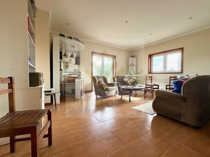 Moradia T4 para Venda em Sanguedo Foto 13