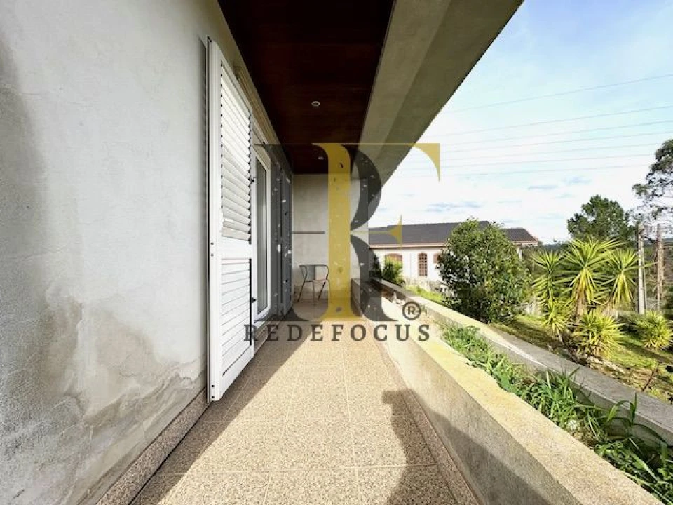 Moradia T4 para Venda em Sanguedo Foto 6