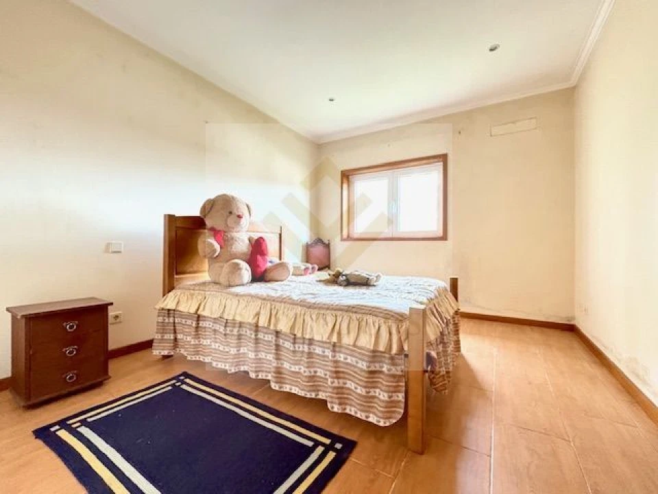 Moradia T4 para Venda em Sanguedo Foto 20