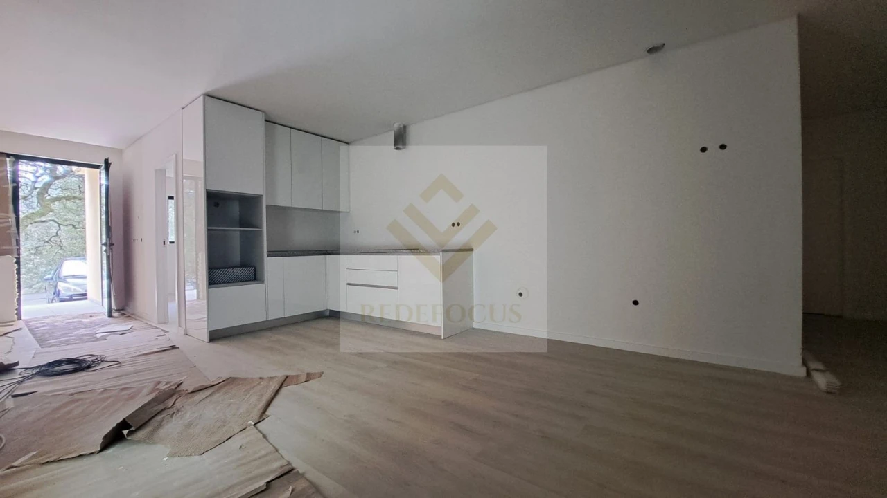 Apartamento T1 para Venda em Junqueira Foto 4