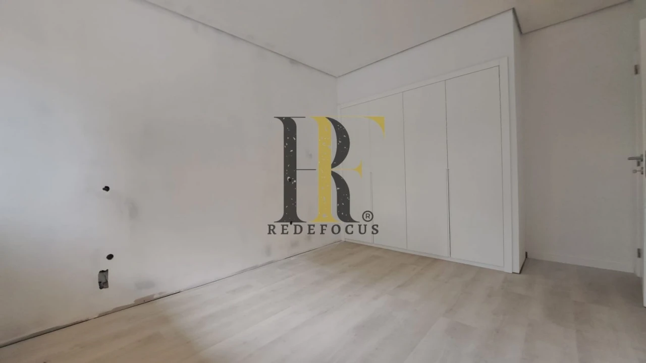 Apartamento T1 para Venda em Junqueira Foto 15