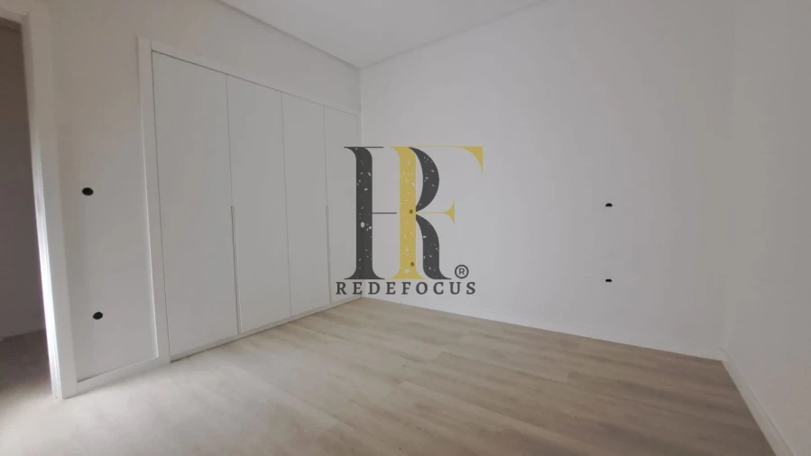 Apartamento T1 para Venda em Junqueira Foto 14