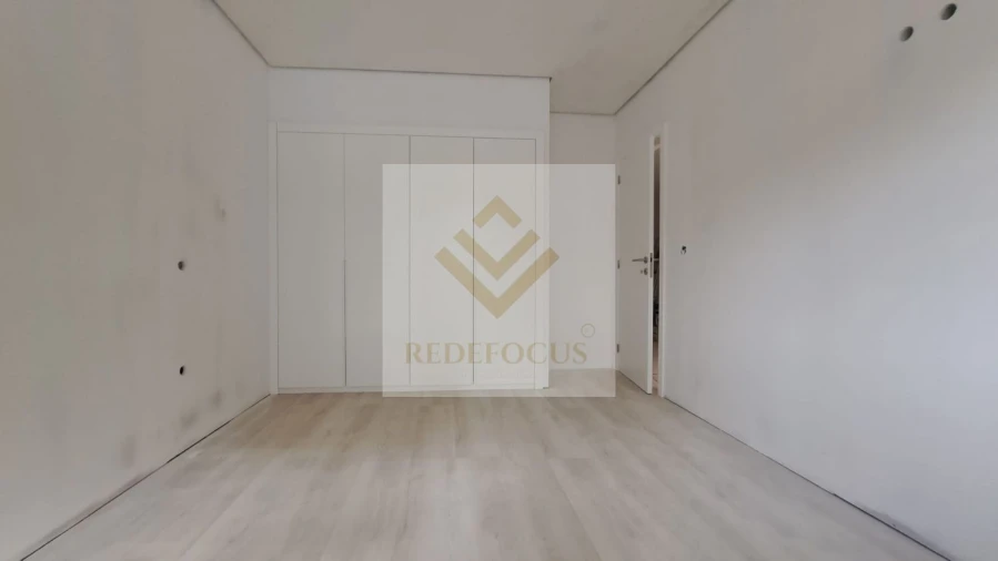 Apartamento T1 para Venda em Junqueira Foto 16