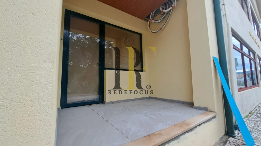 Apartamento T1 para Venda em Junqueira Foto 2