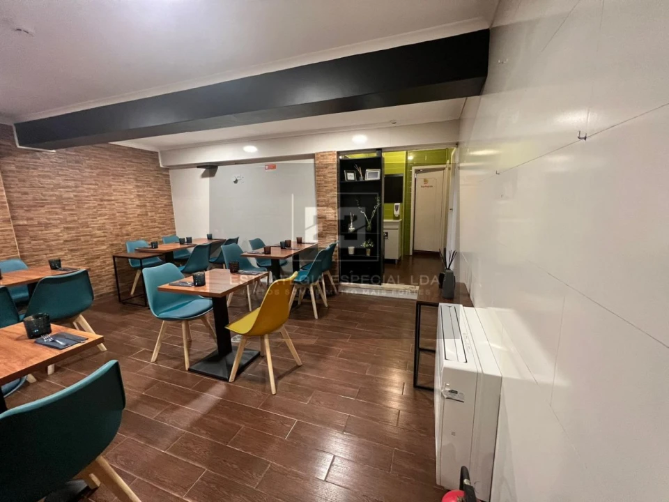 Loja para Trespasse em Lumiar Foto 5