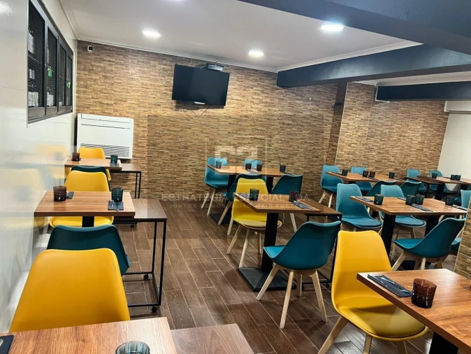 Loja para Trespasse em Lumiar Foto 6