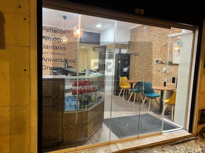 Loja para Trespasse em Lumiar Foto 10