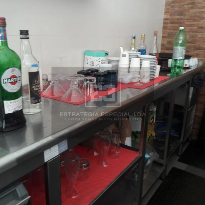 Loja para Trespasse em Lumiar Foto 48