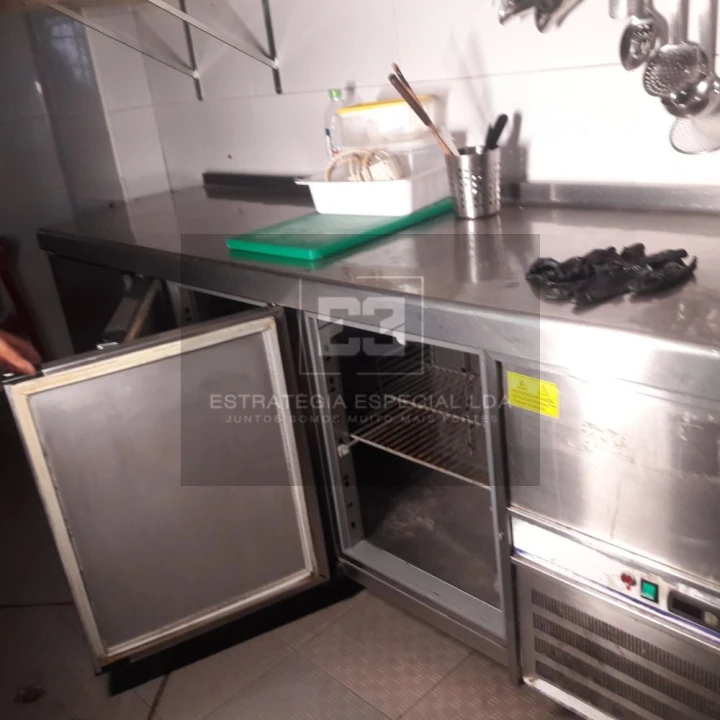 Loja para Trespasse em Lumiar Foto 22