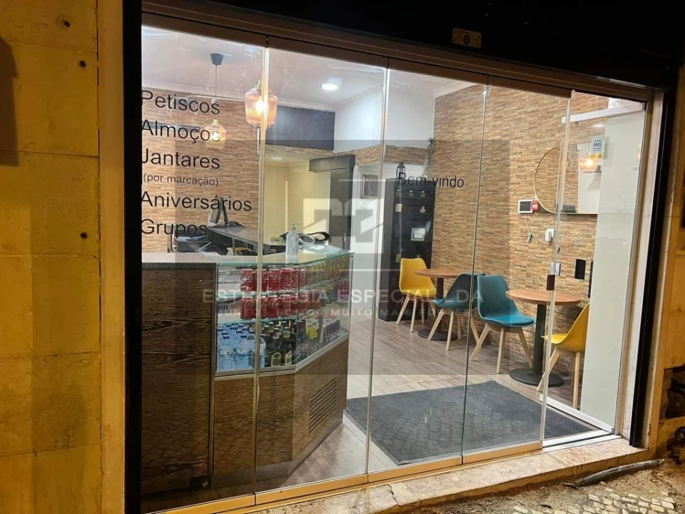 Loja para Trespasse em Lumiar Foto 10