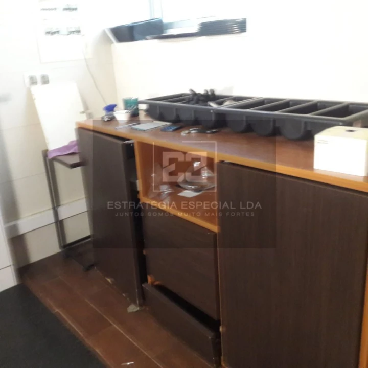 Loja para Trespasse em Lumiar Foto 35