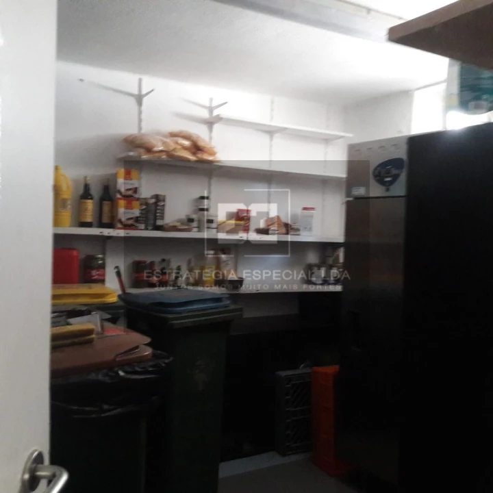 Loja para Trespasse em Lumiar Foto 36