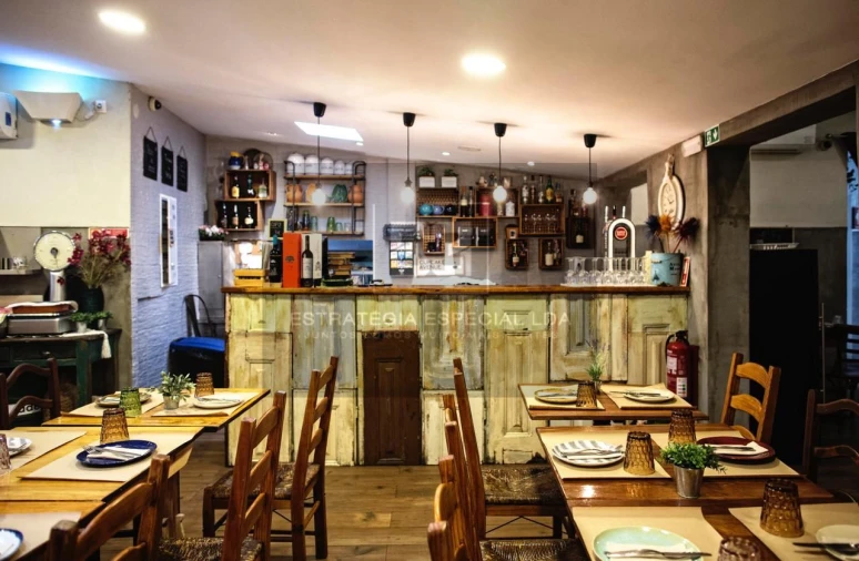 Loja para Trespasse em Venteira Foto 1