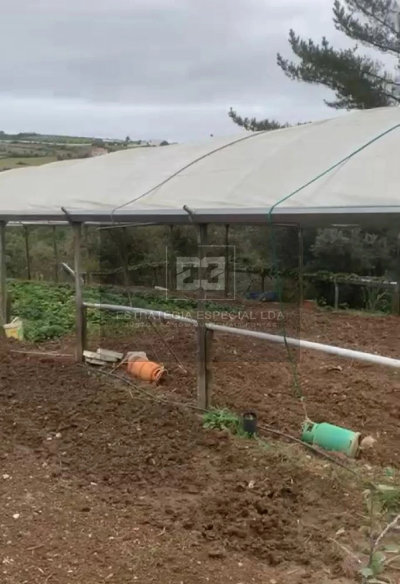 Quinta T2 para Venda em Arranho Foto 27