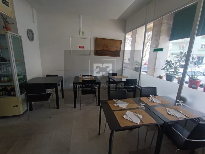 Loja para Trespasse em Benfica Foto 6